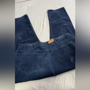 Rare Men's Vintage Levi’s Corduroy Pants Made in Canada Tall Inseam